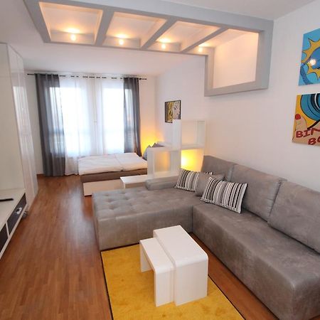 New Belgrade Apartment Neven, Parking 5 Evra Dan Belgrado Exterior foto